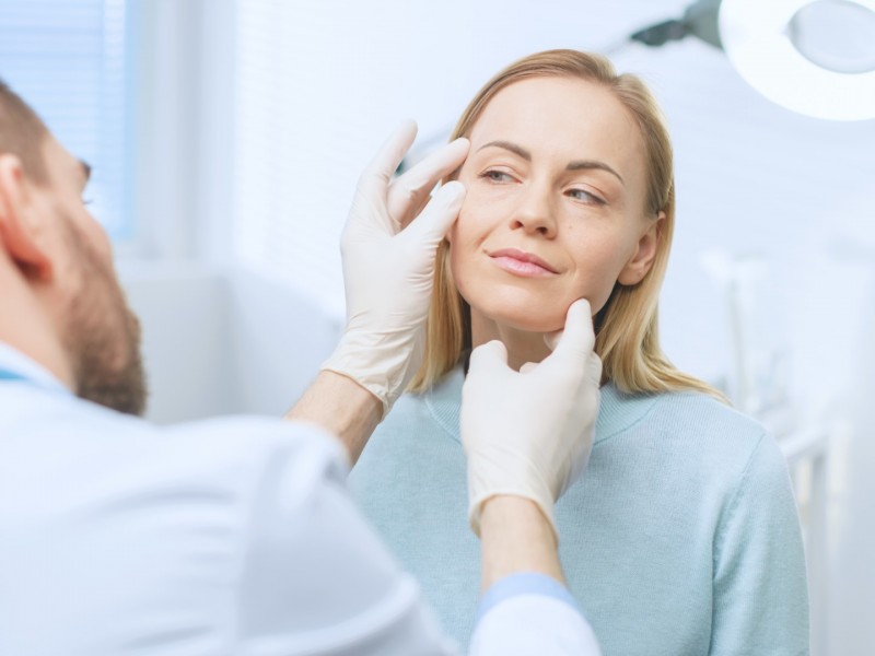 IPL Treatments: the way to a brighter face